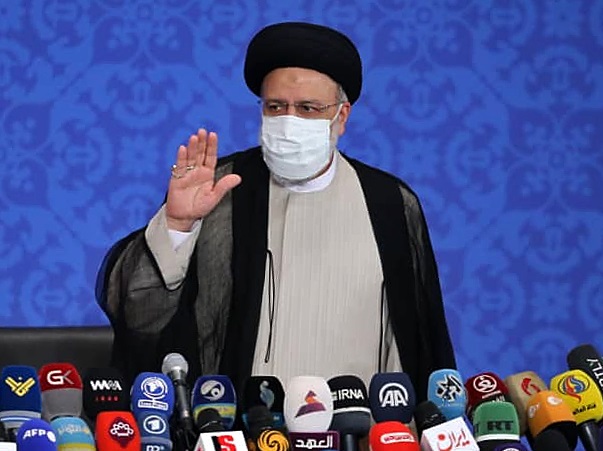 رئیسی در نخستین نشست خبری پس از انتخابات: امکان دیدار با رییس‌جمهور آمریکا پس از رفع تحریم‌ها؟ خیر/ در مورد منطقه با آمریکا مذاکره نمی‌کنیم/ از برجام خاطره خوشی نداریم، چون آورده‌ای نداشت