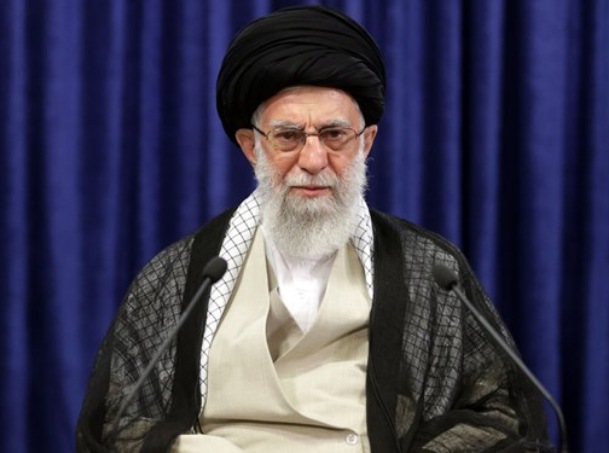 رهبر معظم انقلاب: کارهایی که امروز دولت در زمینه اقتصاد در پیش دارد، کارهای مهمی است/ همه کمک کنند برنامه‌های اقتصادی دولت به نتیجه برسد