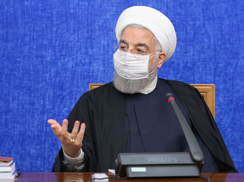 روحانی: بعضی ها به نظرشان فحش و توهین، ویژه دولت و شخص رئیس جمهور است/ اینها مدعی ضد آمریکایی بودن هم هستند اما حتی یک فحش به آمریکا نمی دهند