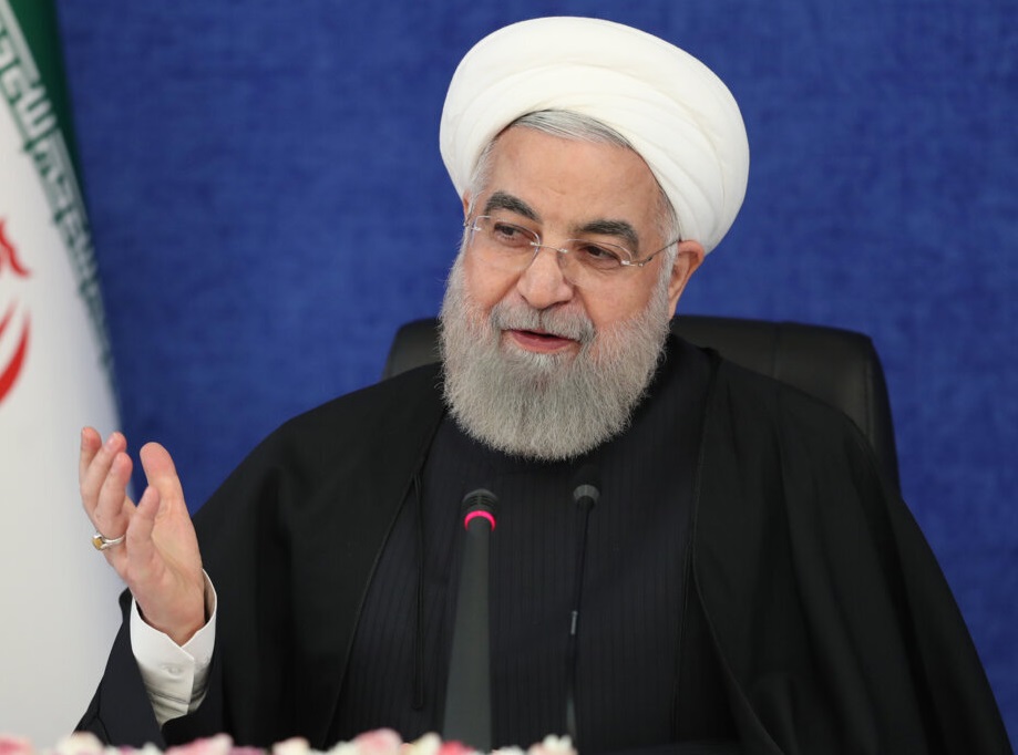 روحانی: کالاهای اساسی و ضروری، تولید و به میزان کافی تامین و وارد شده/ دولت برای صادرکنندگان و واردکنندگان متعهد مشوق هایی در نظر می‌گیرد/ همه تلاش آمریکا این بود که کشور در زمینه تامین ارز مورد نیاز با مشکل مواجه شود