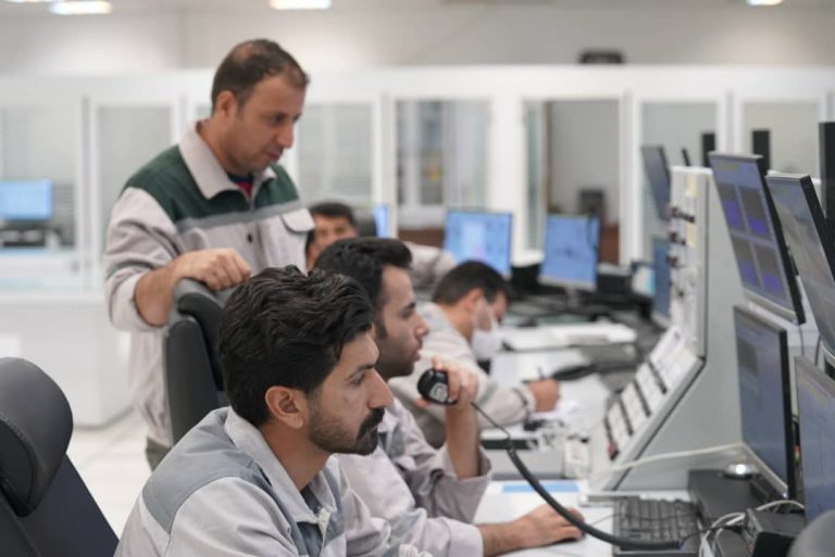 روز تاریخی پتروشیمی ایلام: ثبت رکورد بی‌سابقه تولید ۴۴ تن پلی‌اتیلن سنگین در ساعت