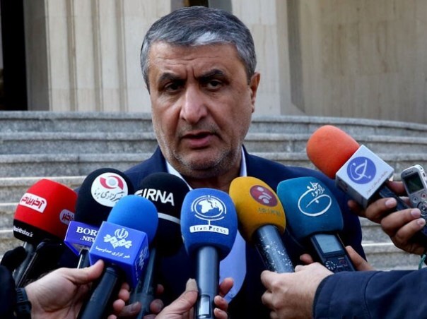 رییس سازمان انرژی اتمی: گروسی اگر می‌خواهد می‌تواند به ایران بیاید اما نمی‌توانیم بپذیریم بیایند بگویند ایران «سایت اعلام نشده» دارد/ جایی که گاوداری است و در آن آهن قراضه می‌فروشند، چطور می‌تواند سایت هسته‌ای باشد؟