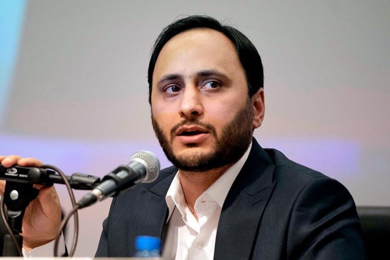 سخنگوی دولت: بازار کاذبی که در حوزه ارز ایجاد شده موقتی است/ دولت با متضررکردن مردم در بورس برای خود منفعت ایجاد نمی‌کند