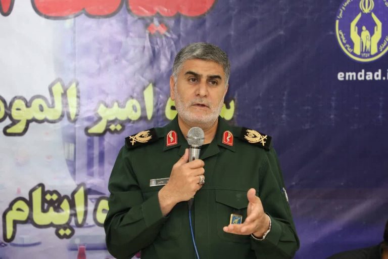 فرمانده سپاه امیرالمومنین (ع) ایلام تاکید کرد: سپاه دستگاه خدمت رسان بی منت به جامعه نیازمندان است