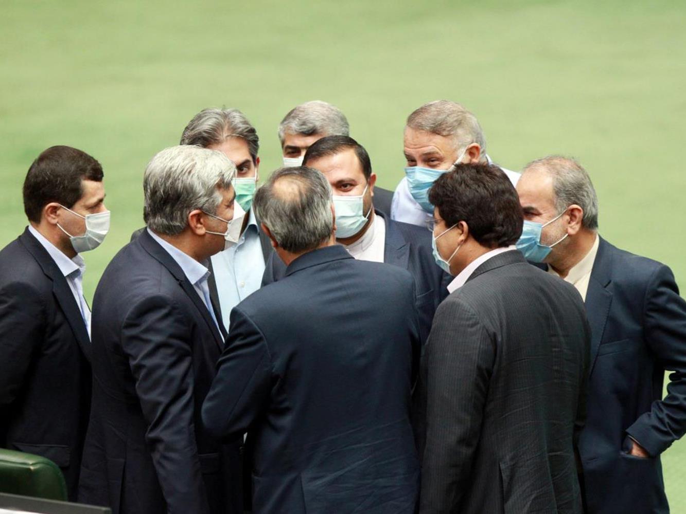 طرح جدید مجلس: همه رمزارز‌ها به جز «رمزارز ملی» به عنوان ابزار پرداخت داخلی ممنوع می‌شود/ وزارت صنعت به عنوان مسئول صدور مجوز مزارع استخراج رمزارز‌ها باید این مزارع را به سوی درآمد ۵۰۰ میلیون دلاری در سال ۱۴۰۱ ببرد/ مزارع استخراج باید میزان رمزارز تولیدی خود را به بانک مرکزی گزارش کنند