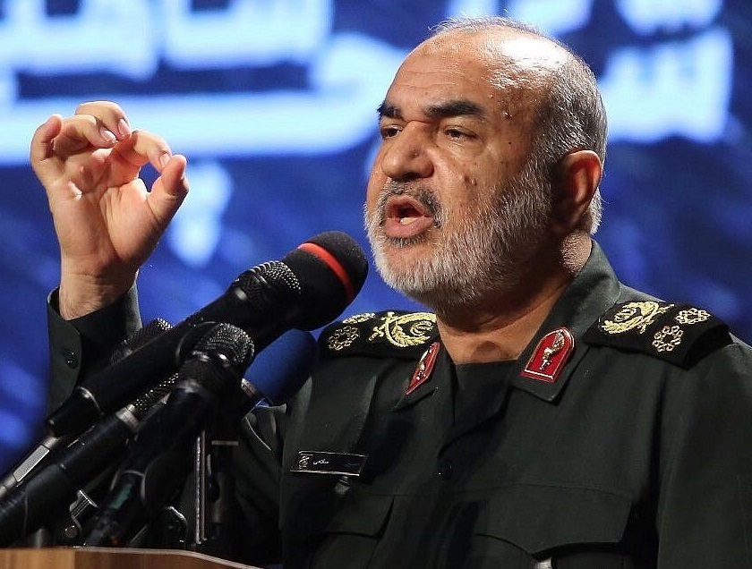 فرمانده سپاه در مورد شهادت یک مستشار سپاه در سوریه: هر شهیدی بک انتقام مجزا دارد؛ در زمان و مکان مناسب این انتقام‌ها گرفته خواهد شد/ هیچ شهادتی بدون پاسخ نمی‌ماند