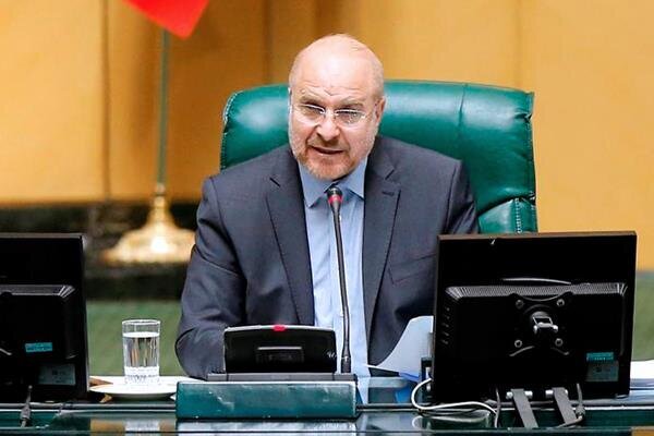 قالیباف: خون شهدای ۱۶ آذر لکه ننگ ابدی بر پیشانی افراد خائنی است که منافع دولت‌های خارجی را به منافع کشور خود ترجیح می‌دهند