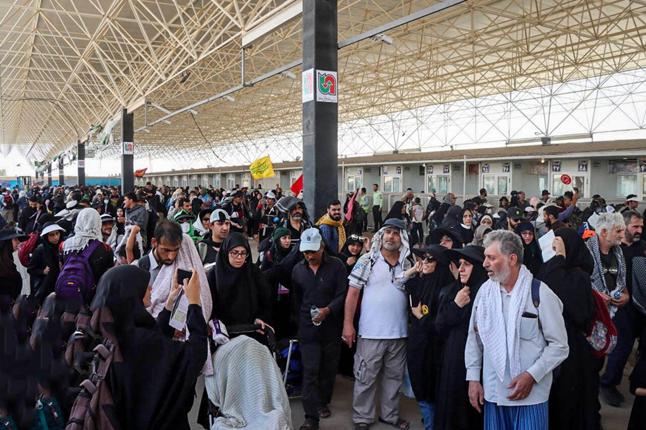 مدیرکل راهداری ایلام خبر داد: تردد ۳۶۷ هزار زائر از مرز مهران