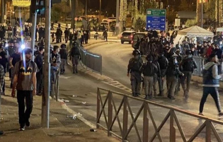 وزارت خارجه: دولتها و سازمان‌های بین المللی به وظیفه خود برای پایان تجاوزات اسرائیل عمل کنند/ برگزاری همه‌پرسی، تنها راه حل بحران فلسطین است