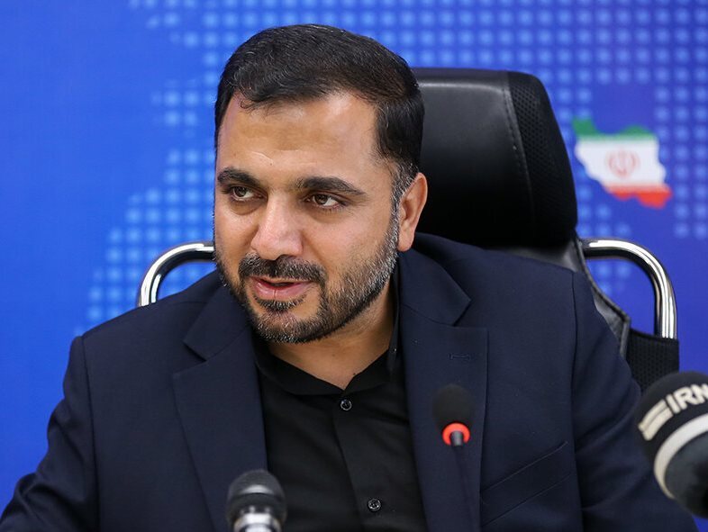 وزیر ارتباطات: پلتفرم‌های داخلی مکلفند نصف‌ تعداد فالوورها در پلتفرم‌های خارجی را برای کسب‌وکارها فراهم کنند