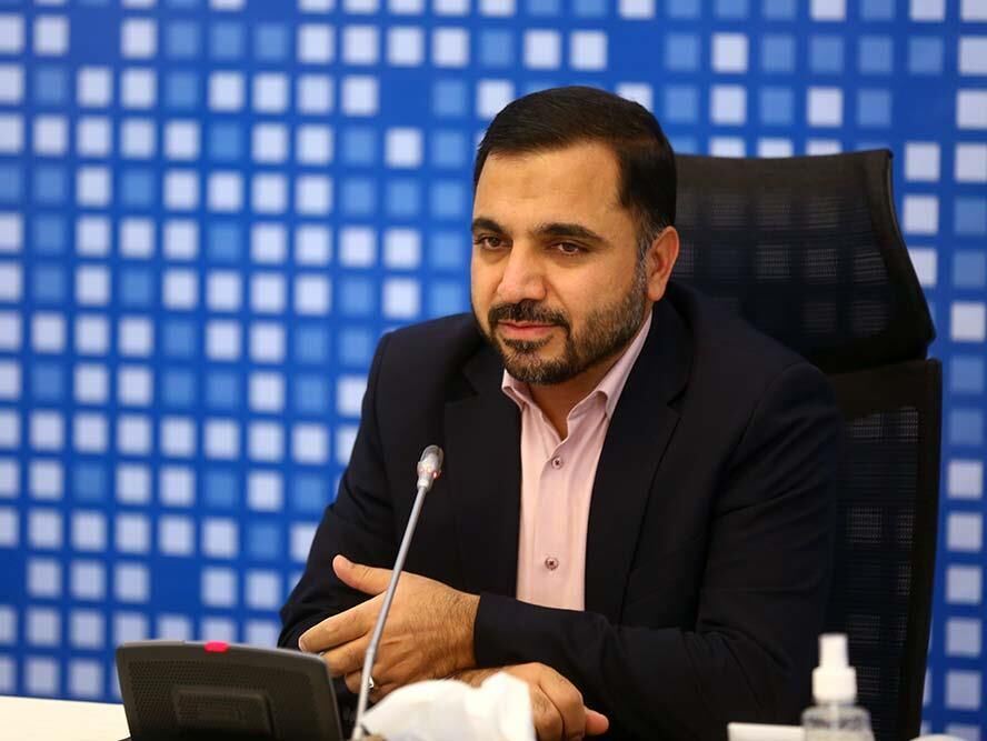 وزیر ارتباطات: تعرفه‌های اینترنت باید اصلاح شوند؛ اپراتورها می گویند همه چیز گران شده به جز اینترنت/ اکنون به دلیل مسائل اوکراین و روسیه قطعی‌هایی داریم اما مردم آن را احساس نمی‌کنند/ با راه‌اندازی شبکه ملی اطلاعات، نگرش مردم به اینترنت را تغییر خواهیم داد/ در حال برنامه‌ریزی برای تبدیل جمهوری اسلامی به قطب توزیع اینترنت در منطقه هستیم