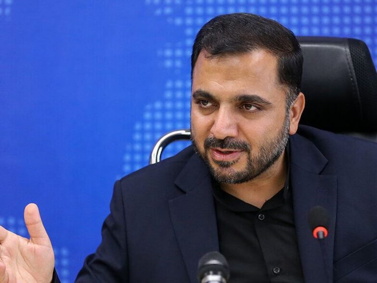 وزیر ارتباطات: رقم‌های مطرح‌شده درباره تاثیر بستن یک پلتفرم خارجی بر اقتصاد دیجیتال، کارشناسی نیست/ سیاست ما این است که حتی در صورت باز شدن پلتفرم‌های خارجی، پلتفرم‌های داخلی بتوانند با آن‌ها رقابت کنند
