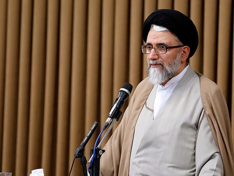 وزیر اطلاعات: در حوادث اخیر به شکلی در رسانه‌هایشان جلو رفتند که خودشان هم تصور کردند انقلابی در حال رخ دادن است/ نظام سلطه هیچ وقت به دنبال مهار یا تضعیف ایران نبوده بلکه به دنبال براندازی بوده/ امیدواریم روزی شاهد حضور مقاومت در اروپا و آفریقا باشیم/ ادعا می‌کنند ایران در کنار روسیه در اوکراین منافع آنان را تهدید می‌کنند؛ همین ادعا نشان می‌دهد که امروز این تفکر عمیق به اروپا رسیده