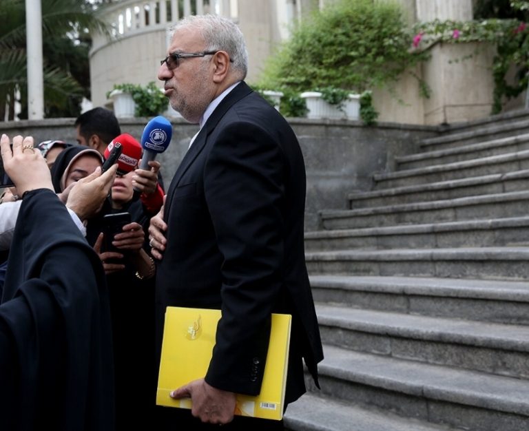 وزیر کشور: تجمعات قانونی را کاملا به رسمیت می‌شناسیم دستورالعملی برای تجمعات در حال تهیه است/ اگر قرار به تغییری در استانداران باشد، گسترده نخواهد بود