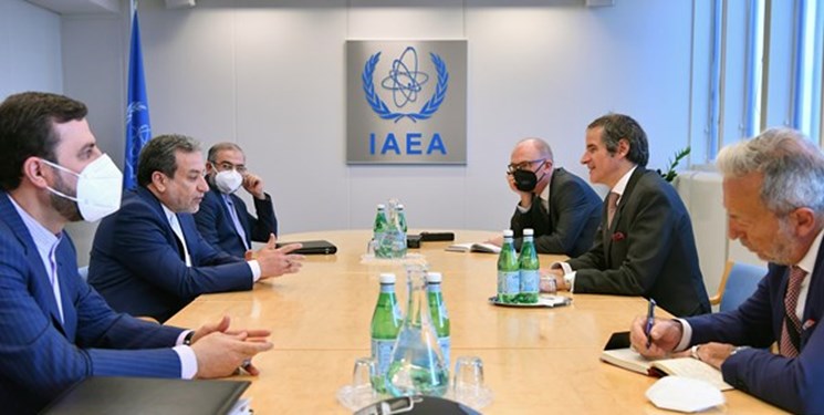 پس از دیدار با عراقچی؛ گروسی: در حمایت از برجام، راستی‌آزمایی و نظارت بر فعالیت‌های هسته ای ایران ادامه خواهد یافت