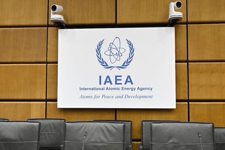 گزارش آژانس: میزان ذخائر اورانیوم غنی‌شده ایران ۱۸ برابر سقف مشخص‌شده در برجام است/ در حال انجام رایزنی‌هایی با تهران درباره منشأ ذرات اورانیوم ۸۴ درصدی کشف‌شده هستیم